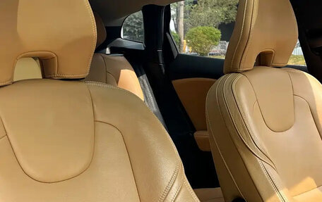 Volvo V40 II рестайлинг, 2020 год, 1 129 777 рублей, 16 фотография