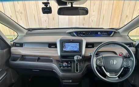 Honda Freed II, 2021 год, 1 360 000 рублей, 2 фотография
