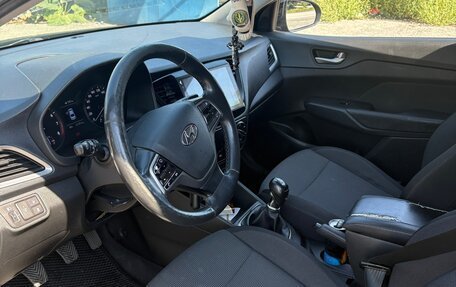 Hyundai Solaris II рестайлинг, 2018 год, 1 150 000 рублей, 5 фотография