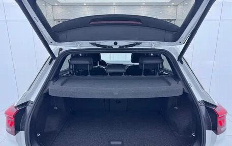 Volkswagen T-Roc I, 2023 год, 1 800 000 рублей, 8 фотография