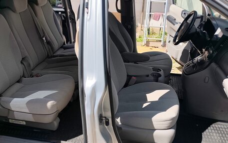 KIA Carnival III, 2008 год, 700 000 рублей, 14 фотография