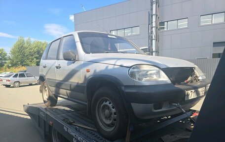 Chevrolet Niva I рестайлинг, 2003 год, 258 000 рублей, 4 фотография