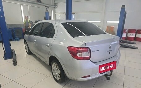 Renault Logan II, 2015 год, 599 000 рублей, 2 фотография