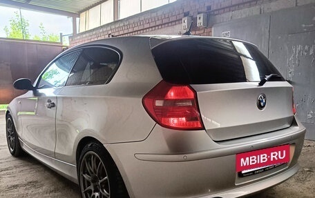 BMW 1 серия, 2007 год, 755 000 рублей, 17 фотография