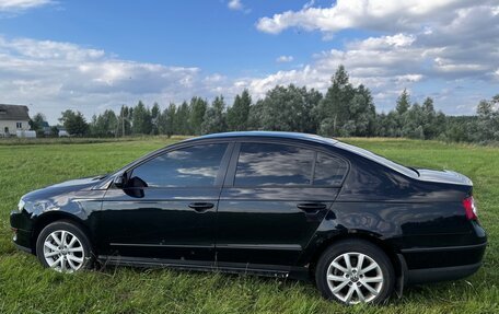 Volkswagen Passat B6, 2007 год, 590 000 рублей, 3 фотография