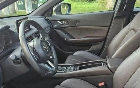 Mazda CX-4, 2023 год, 2 200 000 рублей, 10 фотография