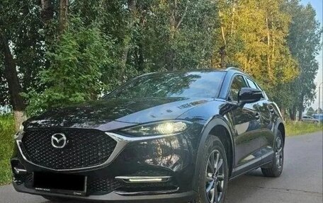 Mazda CX-4, 2023 год, 2 200 000 рублей, 12 фотография