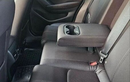 Mazda CX-4, 2023 год, 2 200 000 рублей, 13 фотография