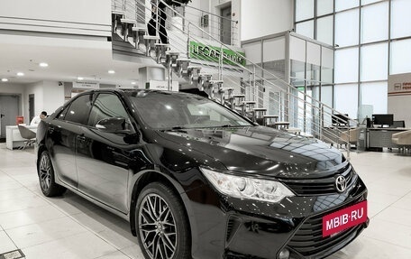 Toyota Camry, 2015 год, 2 299 000 рублей, 5 фотография