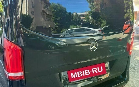 Mercedes-Benz Vito, 2014 год, 2 300 000 рублей, 2 фотография