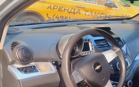Chevrolet Spark III, 2011 год, 470 000 рублей, 3 фотография
