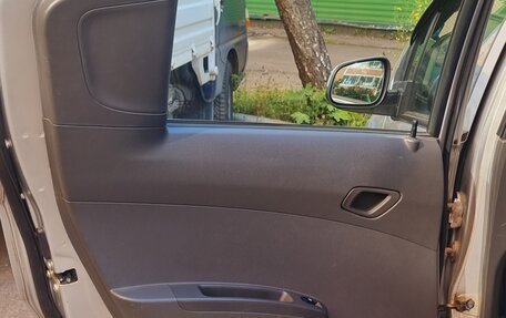 Chevrolet Spark III, 2011 год, 470 000 рублей, 5 фотография