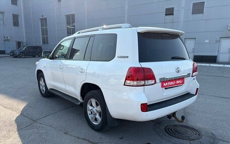 Toyota Land Cruiser 200, 2011 год, 2 617 000 рублей, 2 фотография