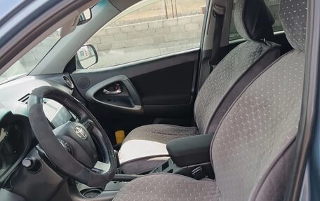 Toyota RAV4, 2011 год, 1 430 000 рублей, 4 фотография