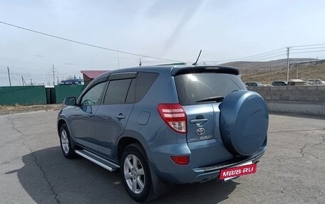 Toyota RAV4, 2011 год, 1 430 000 рублей, 2 фотография