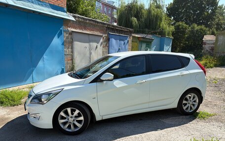 Hyundai Solaris II рестайлинг, 2014 год, 1 150 000 рублей, 6 фотография