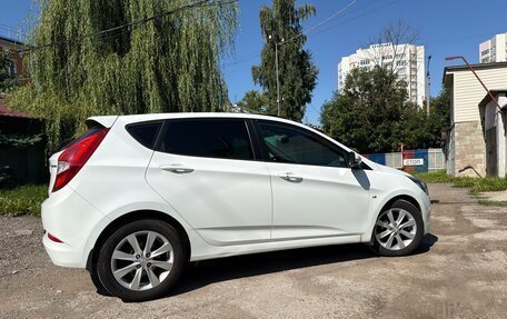 Hyundai Solaris II рестайлинг, 2014 год, 1 150 000 рублей, 3 фотография