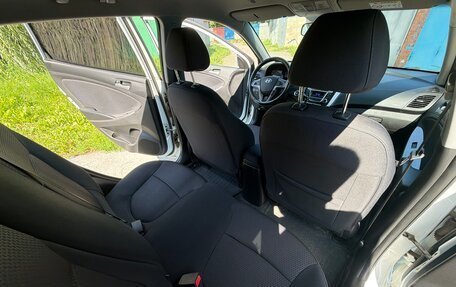 Hyundai Solaris II рестайлинг, 2014 год, 1 150 000 рублей, 12 фотография