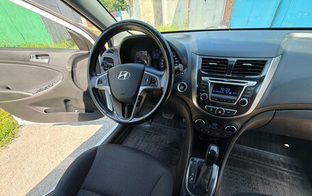 Hyundai Solaris II рестайлинг, 2014 год, 1 150 000 рублей, 15 фотография