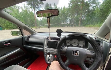 Honda Stream I рестайлинг, 2003 год, 550 000 рублей, 10 фотография