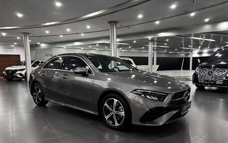 Mercedes-Benz A-Класс, 2022 год, 1 545 000 рублей, 2 фотография
