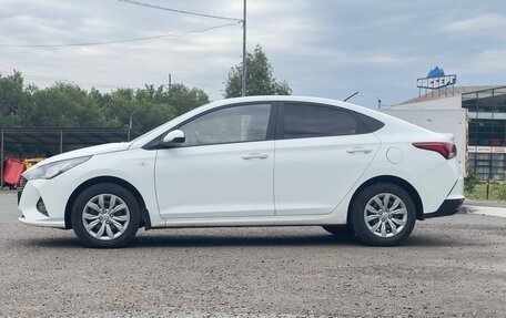 Hyundai Solaris II рестайлинг, 2020 год, 1 400 000 рублей, 3 фотография