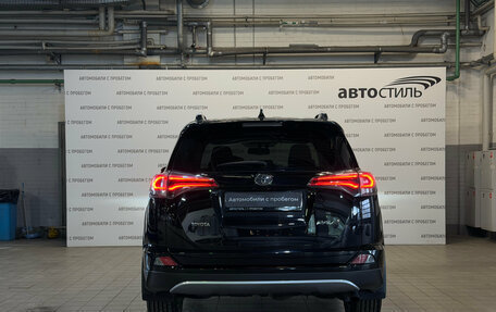 Toyota RAV4, 2018 год, 2 049 000 рублей, 6 фотография