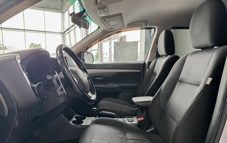 Mitsubishi Outlander III рестайлинг 3, 2012 год, 1 099 000 рублей, 8 фотография