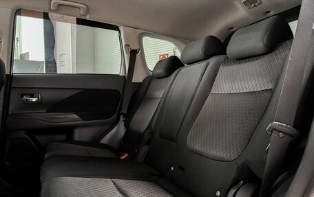 Mitsubishi Outlander III рестайлинг 3, 2012 год, 1 099 000 рублей, 9 фотография