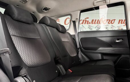 Mitsubishi Outlander III рестайлинг 3, 2012 год, 1 099 000 рублей, 11 фотография