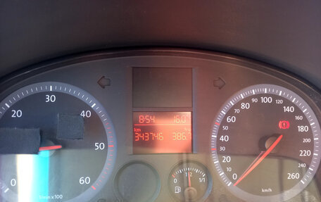 Volkswagen Caddy III рестайлинг, 2005 год, 500 000 рублей, 4 фотография