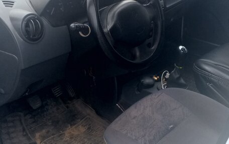 Renault Logan I, 2006 год, 160 000 рублей, 5 фотография