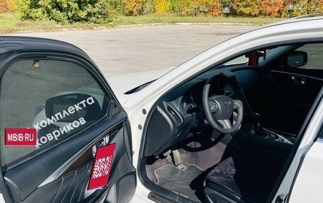 Infiniti Q50 I рестайлинг, 2014 год, 1 600 000 рублей, 13 фотография