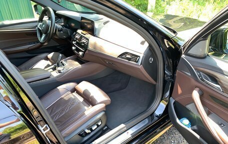 BMW 5 серия, 2019 год, 4 899 000 рублей, 18 фотография