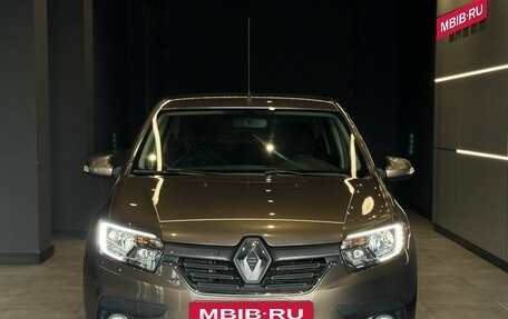 Renault Logan II, 2018 год, 750 000 000 рублей, 3 фотография