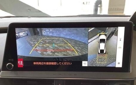 Toyota Prius IV XW50, 2023 год, 3 100 000 рублей, 9 фотография