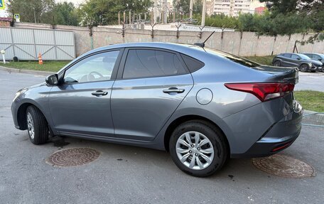 Hyundai Solaris II рестайлинг, 2020 год, 1 650 000 рублей, 3 фотография