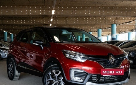 Renault Kaptur I рестайлинг, 2019 год, 1 590 000 рублей, 2 фотография