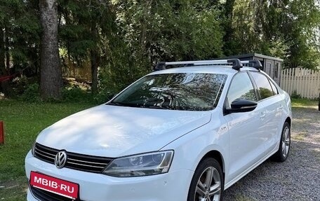 Volkswagen Jetta VI, 2013 год, 950 000 рублей, 1 фотография