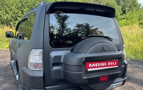 Mitsubishi Pajero IV, 2011 год, 1 800 000 рублей, 3 фотография