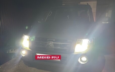 Mitsubishi Pajero IV, 2011 год, 1 800 000 рублей, 15 фотография
