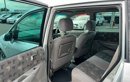 Mazda Premacy III, 2004 год, 599 999 рублей, 17 фотография