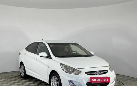 Hyundai Solaris II рестайлинг, 2012 год, 780 000 рублей, 2 фотография