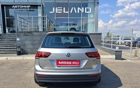 Volkswagen Tiguan II, 2020 год, 2 895 000 рублей, 6 фотография