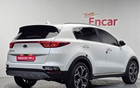 KIA Sportage IV рестайлинг, 2020 год, 2 710 000 рублей, 2 фотография