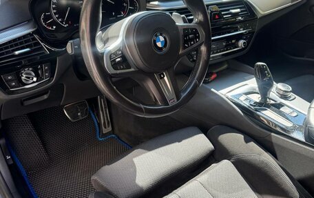 BMW 5 серия, 2019 год, 3 000 000 рублей, 15 фотография