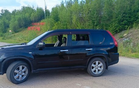 Nissan X-Trail, 2010 год, 1 100 000 рублей, 2 фотография