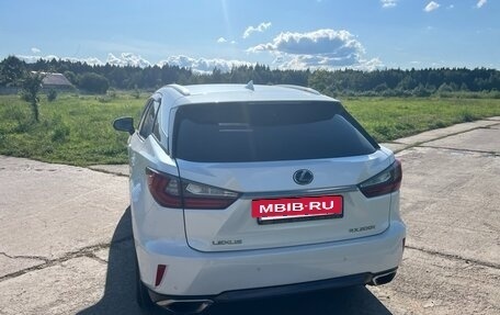 Lexus RX IV рестайлинг, 2017 год, 3 000 000 рублей, 5 фотография