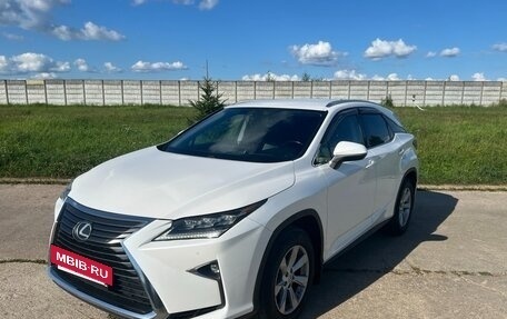 Lexus RX IV рестайлинг, 2017 год, 3 000 000 рублей, 2 фотография