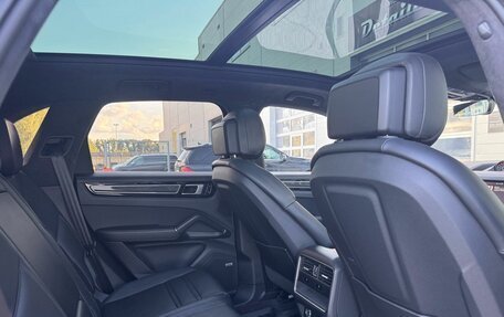 Porsche Cayenne III, 2019 год, 5 250 000 рублей, 28 фотография